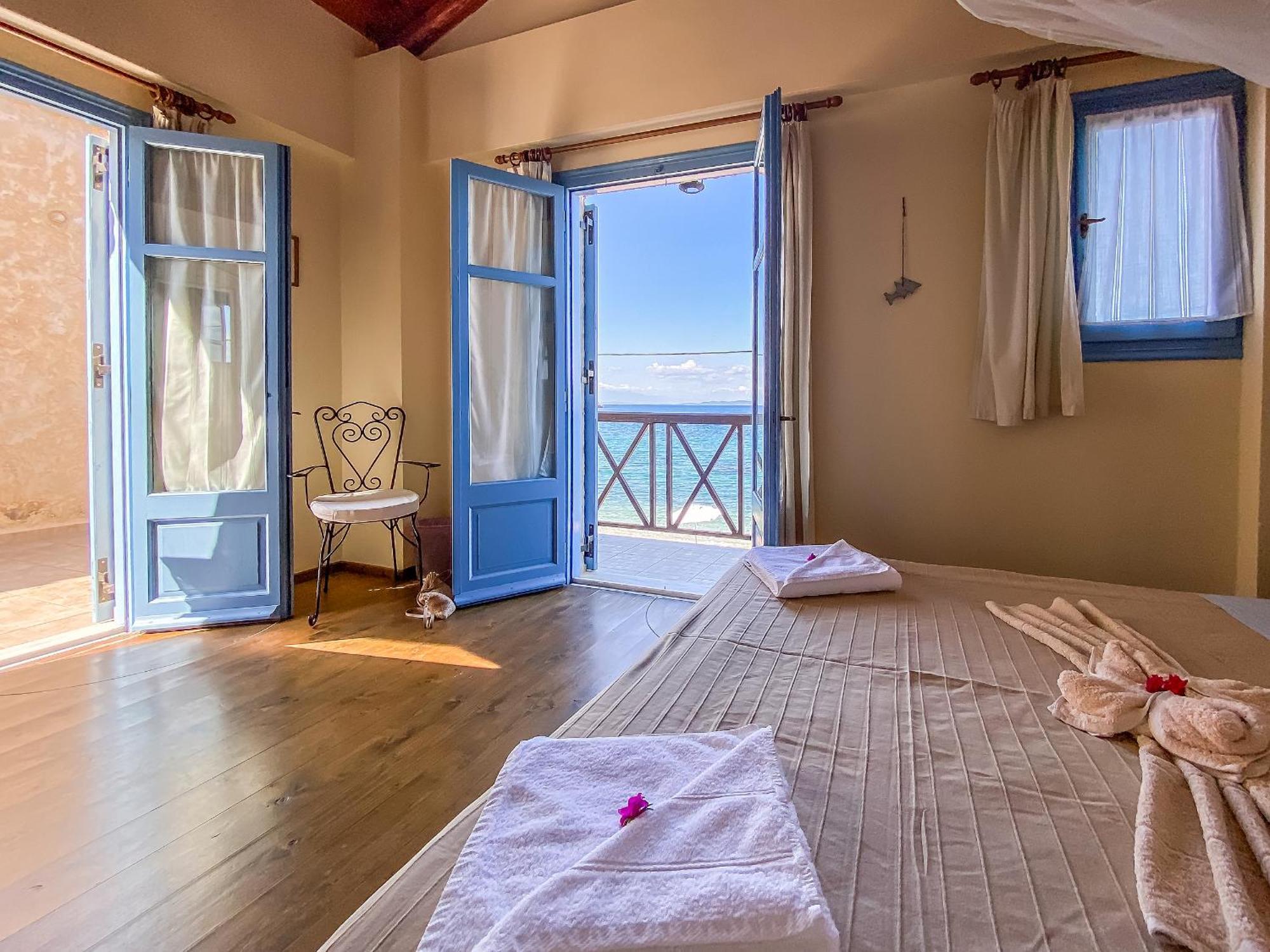 Kyparissis Beach Houses Skala Mistegnon Bagian luar foto